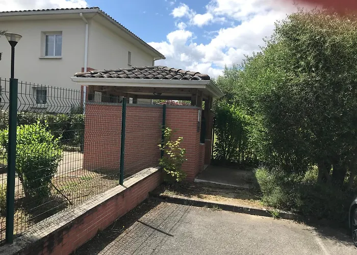 Duplex Casita Mia Chez Myriam 3 étoiles Climatisé 4 Adultes 2 3 Lits Terrasse Jardin Gragnague